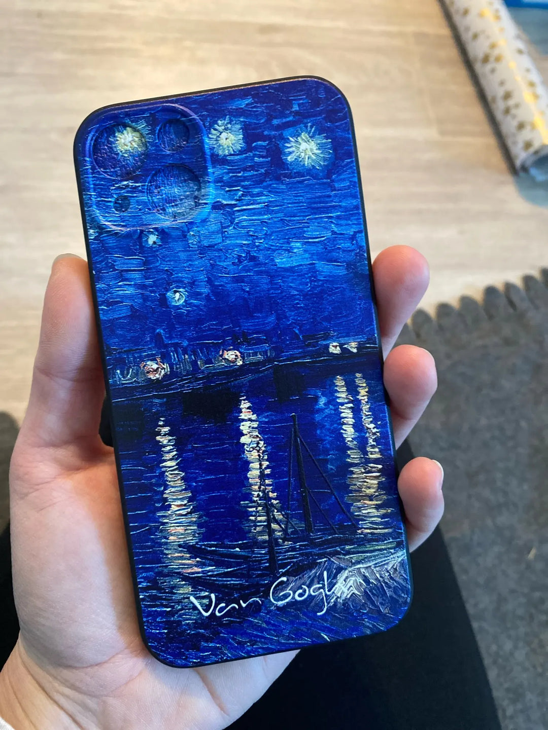 Phone case of Van Gogh's Starry night over the Rhone